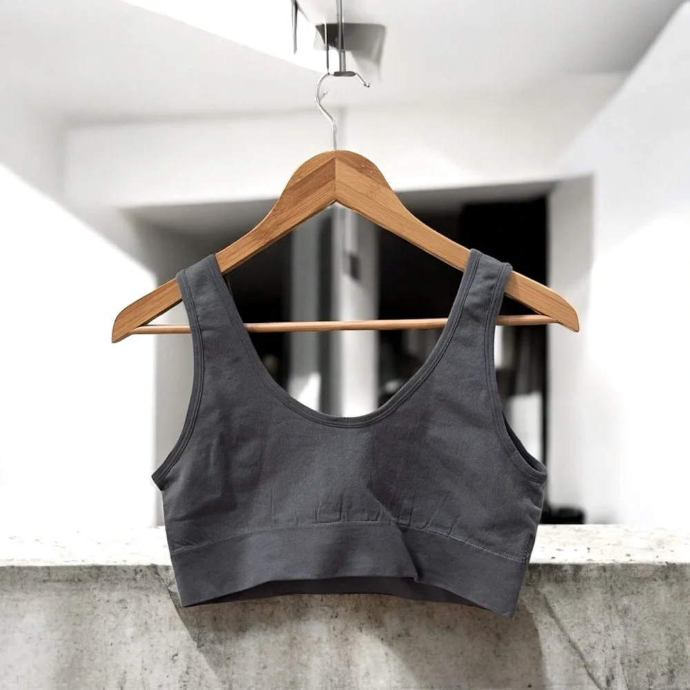 NWT Women’s Tahari Charcoal Sports Bra! XLarge! - Picture 2 of 6